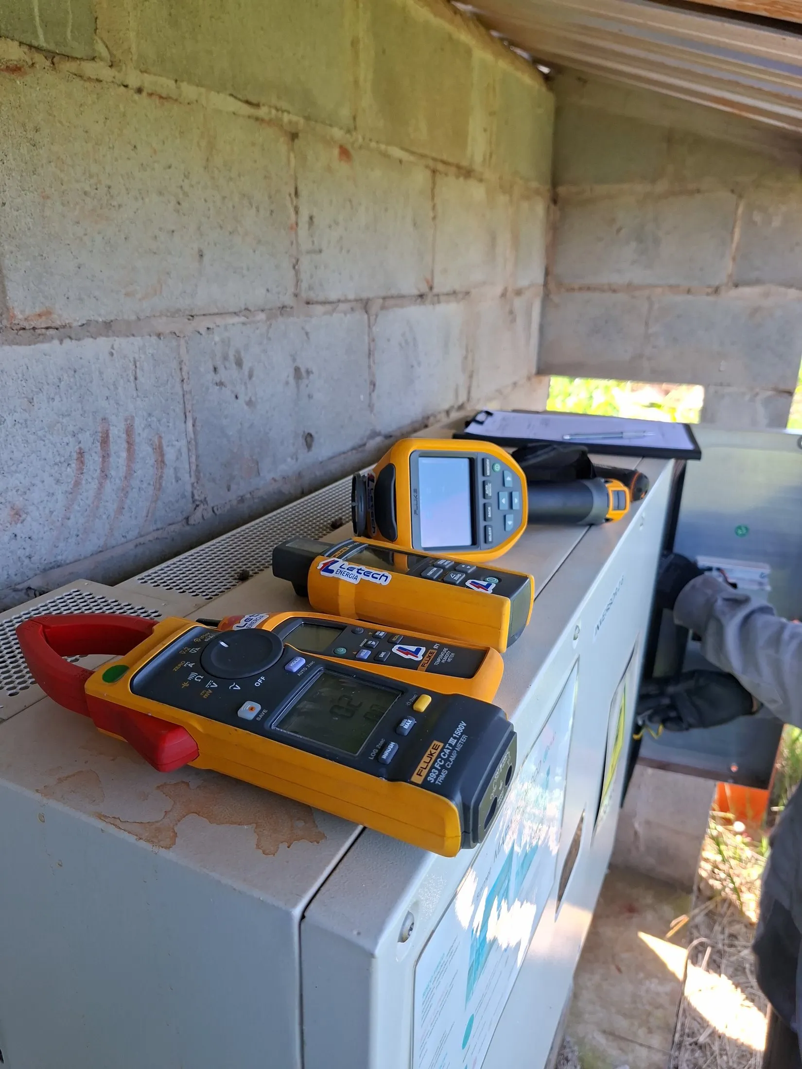 Instrumentos de medição da Letech Energia em campo